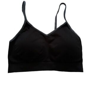 Sport essentials size XL black bra